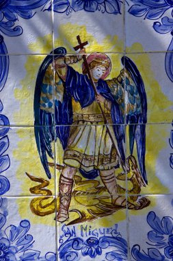 Seramik tasarımı San miguel ve ejderha 