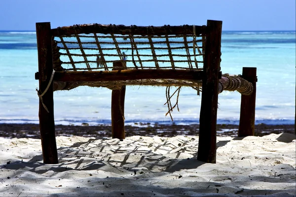 Lavička lano pláž v zanzibar — Stock fotografie
