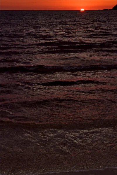Soleil dans l'eau dans l'océan — Photo