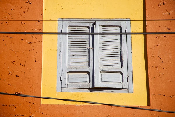 Finestra in marocco africa e vecchia costruzione wal brick histori — Foto Stock