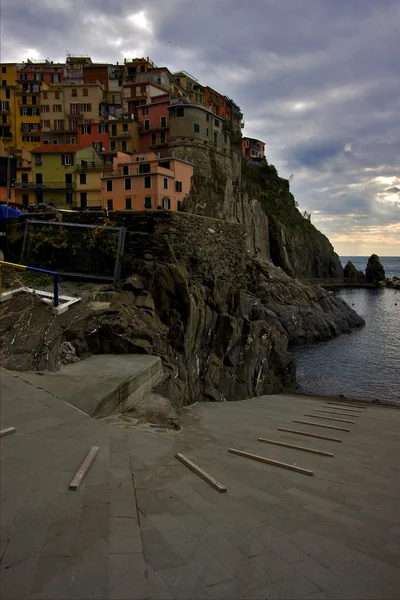 Manarola и лестница — стоковое фото