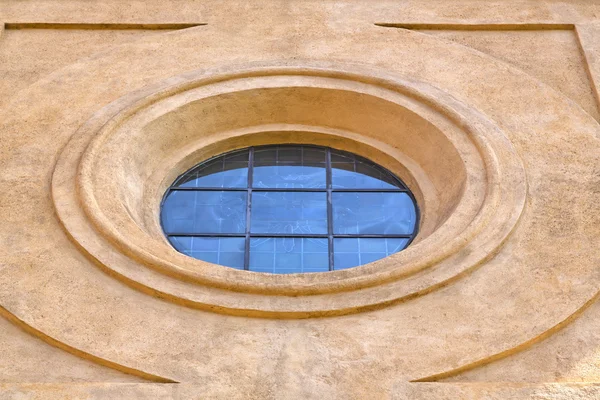 Incision   in house  window    italy  lombardy    rose window — Stock fotografie