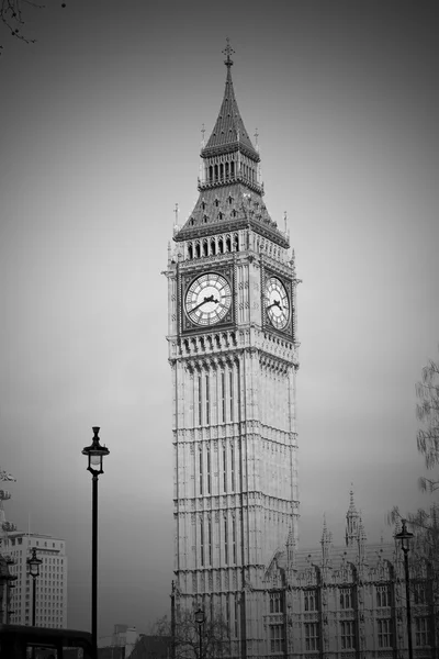 London big ben and historical old construction england  aged cit — Stock Photo, Image