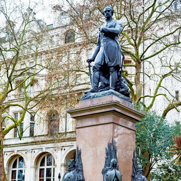 Historischer Marmor und Statue in der Altstadt von London England — Stockfoto