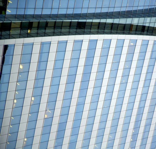 Bangascar astratto moderno edificio linea cielo — Foto Stock