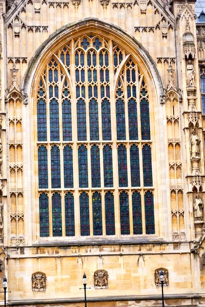 Velho em Londres janela do parlamento histórico — Fotografia de Stock