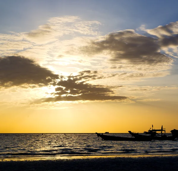 Asia in the  kho tao bay isle sunset — Stock Photo, Image