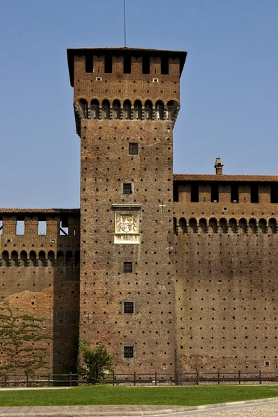 Torre castillo ladrillo viejo — Foto de Stock