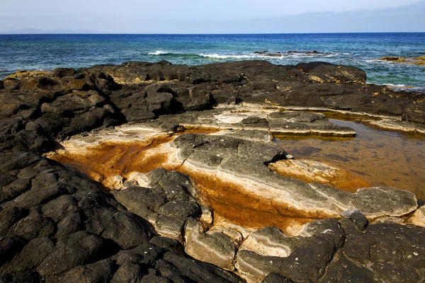 Paisagem pedra de rocha na ilha de espanha lanzarote — Fotografia de Stock