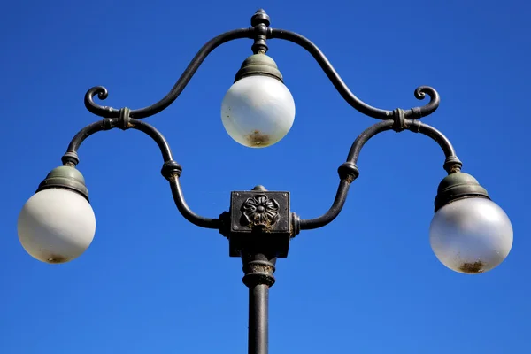 Street lamp a bulb in the   sky lugano Switzerland — Stock Photo, Image