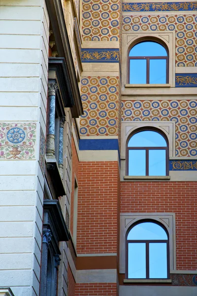 Old wall window in the   centre   of city lugano Switzerland — Stock Photo, Image