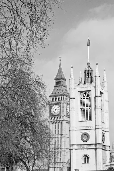 London big ben e construção antiga histórica inglaterra envelhecido cit. — Fotografia de Stock