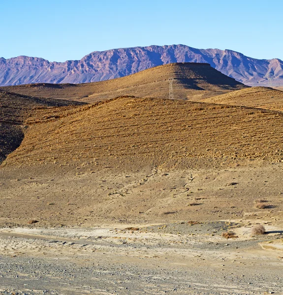 Afrika Fas atlas Vadisi kuru dağ zemin izole — Stok fotoğraf