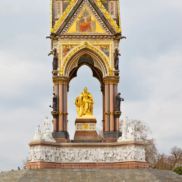 Albert monument à Londres Royaume-Uni kingdome et vieille construction — Photo