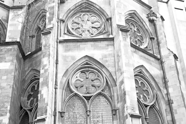 Britové v Londýně Anglie staré konstrukce a náboženství — Stock fotografie