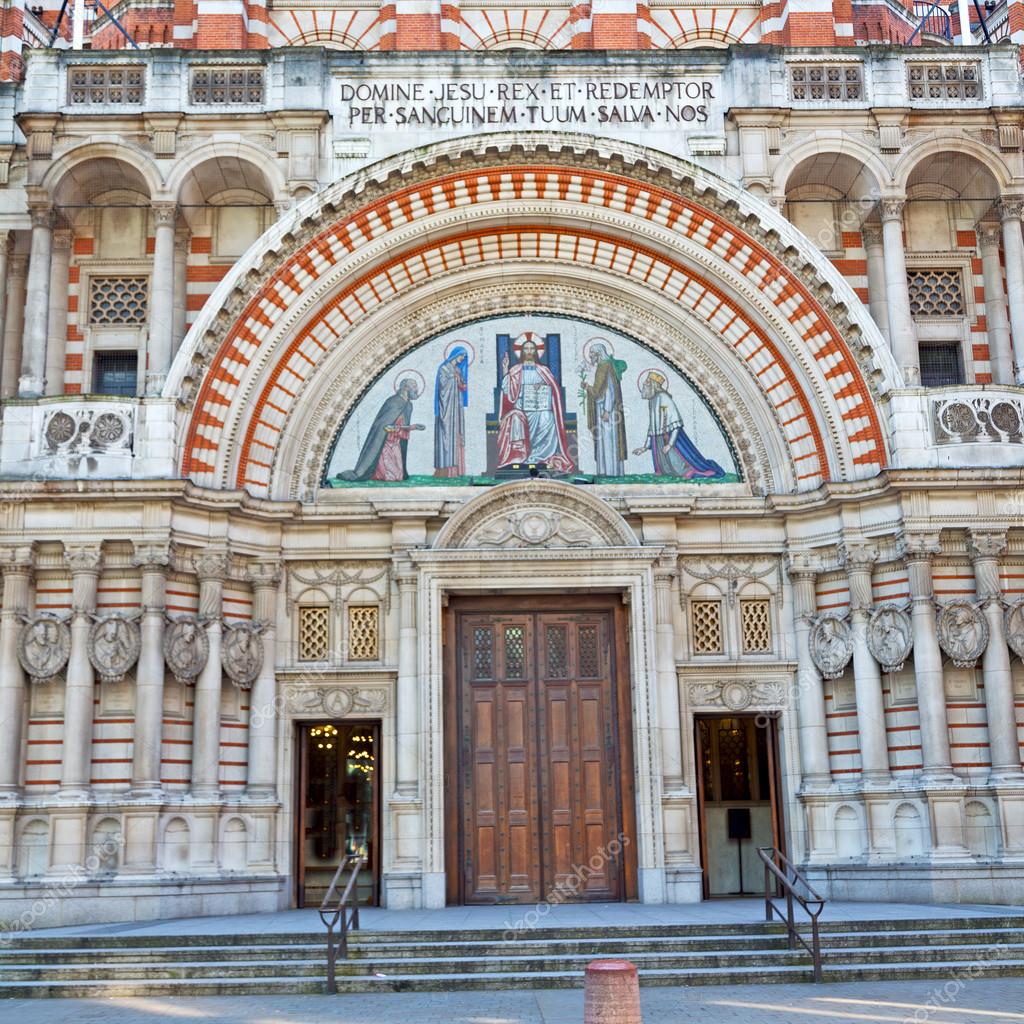 Door Westminster Cathedral In London England Old Construction Stock Photo By C Lkpro 78714590