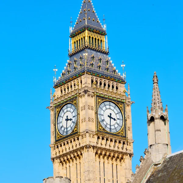 Londra Big Ben e storica vecchia costruzione Inghilterra invecchiato cit — Foto Stock