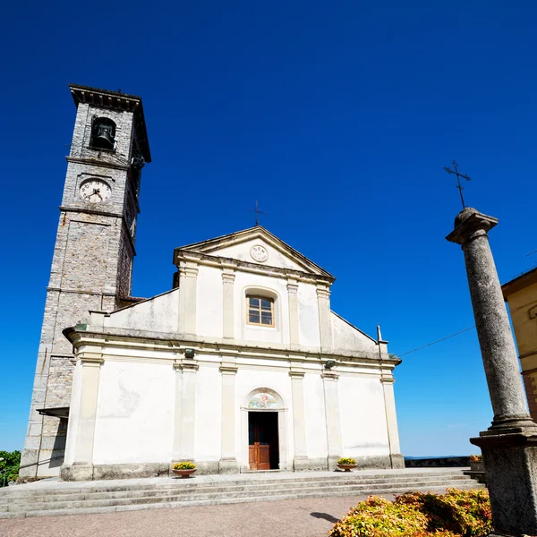 De oude architectuur monument in Italië Europa Milaan religie een — Stockfoto