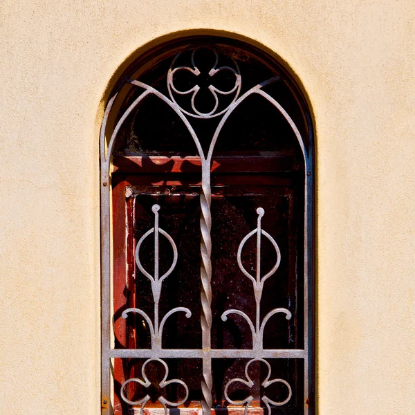 In europe italy milan old architecture and venetian blind wall — Stock Photo, Image