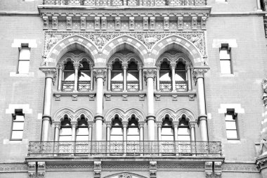 duvar binalar Londra İngiltere'de windows ve tuğla exteri