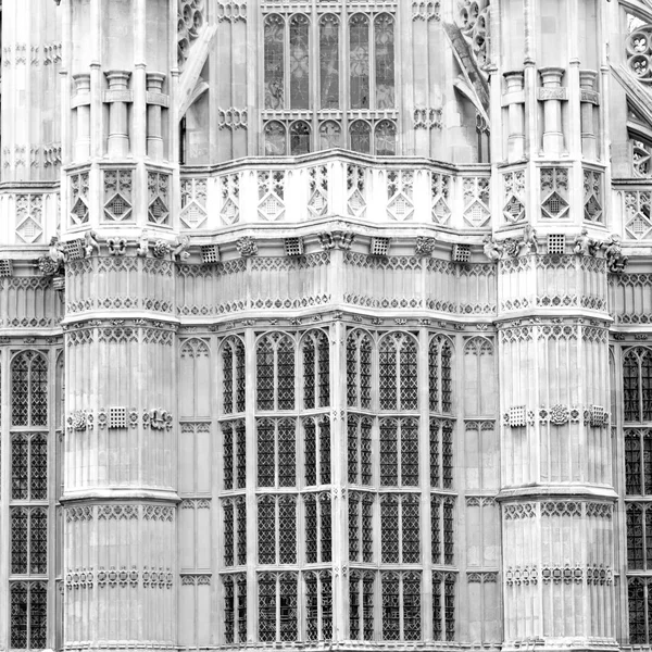 Vieux à Londres historique Parlement fenêtre en verre structu — Photo