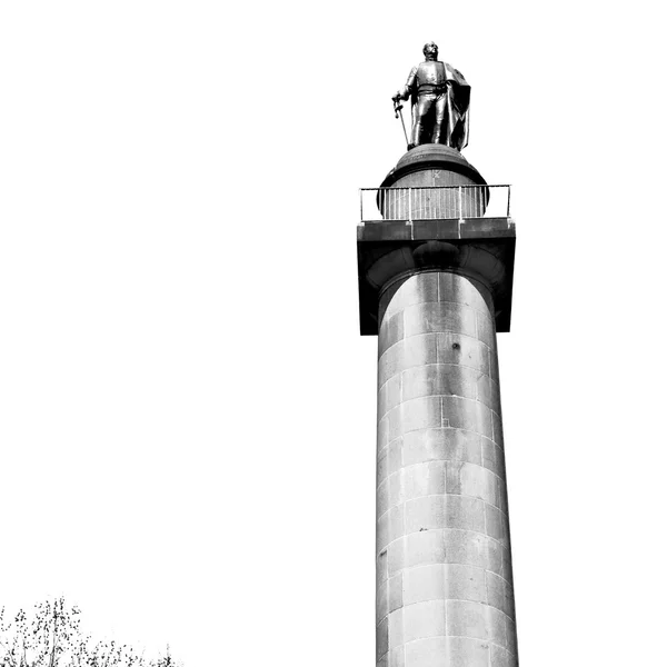 Marmo storico e statua nella città vecchia di Londra Inghilterra — Foto Stock