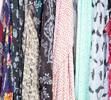 Londra Aksesuar Derma piyasa eşarp ve başörtüsü eski no