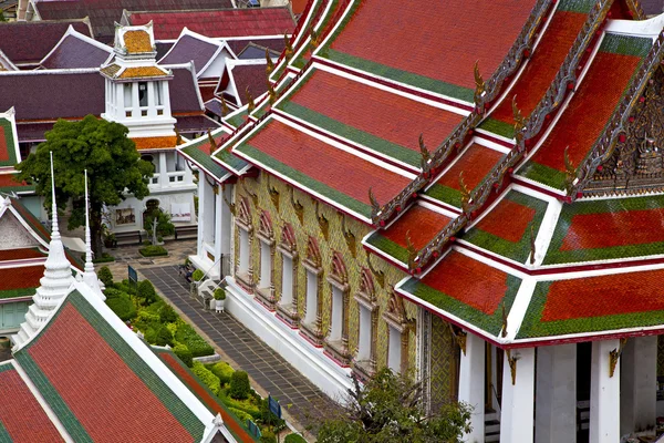 Thailand asiatique dans le jardin ensoleillé de bangthe — Photo