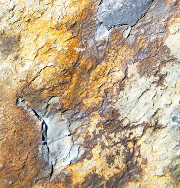 Taş taş ve Fas duvarında kırmızı turuncu gnays