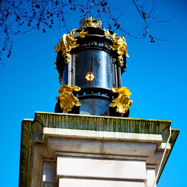 Historischer Marmor und Statue in der Altstadt von London England — Stockfoto