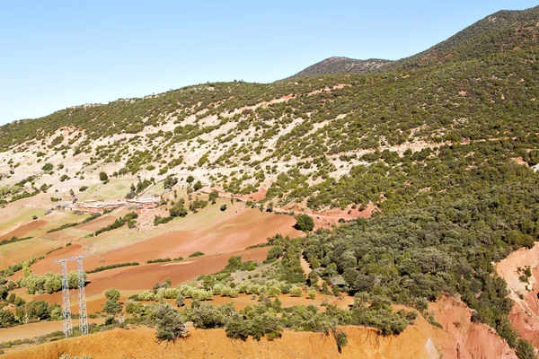 Dades valley in  electrical line — Stock Photo, Image