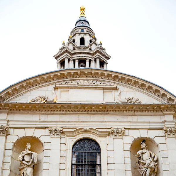 Historischer Marmor und Statue in der Altstadt von London England — Stockfoto