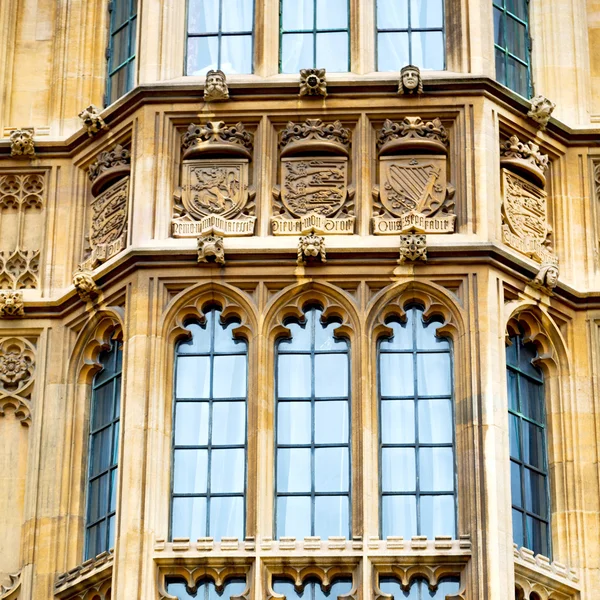 Velho em londres histórico parlamento vidro janela structu — Fotografia de Stock