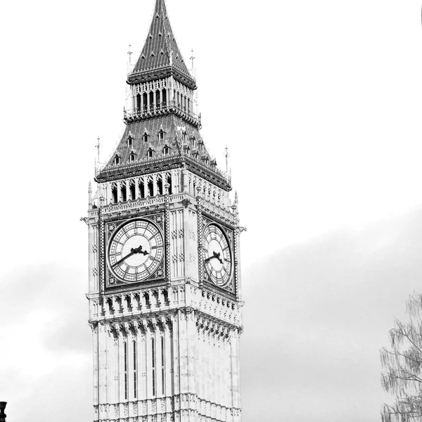 Big Bena w Londynie i historyczne stare Budownictwo Anglii w wieku cit — Zdjęcie stockowe