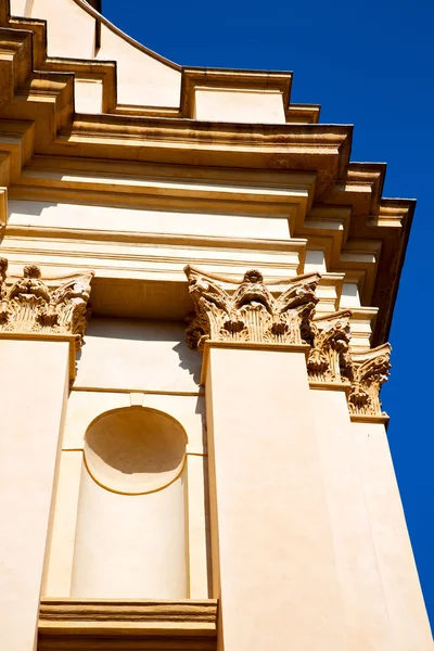 Building old architecture in italy europe — Stock Photo, Image