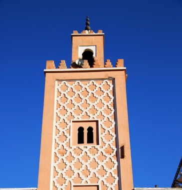Maroc Afrika Minare ve mavi gökyüzü
