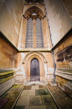 Londra eski kilise kapısına ve mermer antik weinstmister Manastırı