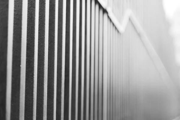 在戈兰伦敦栏杆钢和背景抽象金属 — 图库照片