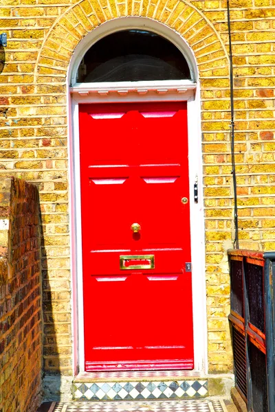 Notting  in london  suburban      wall door — Stock Photo, Image