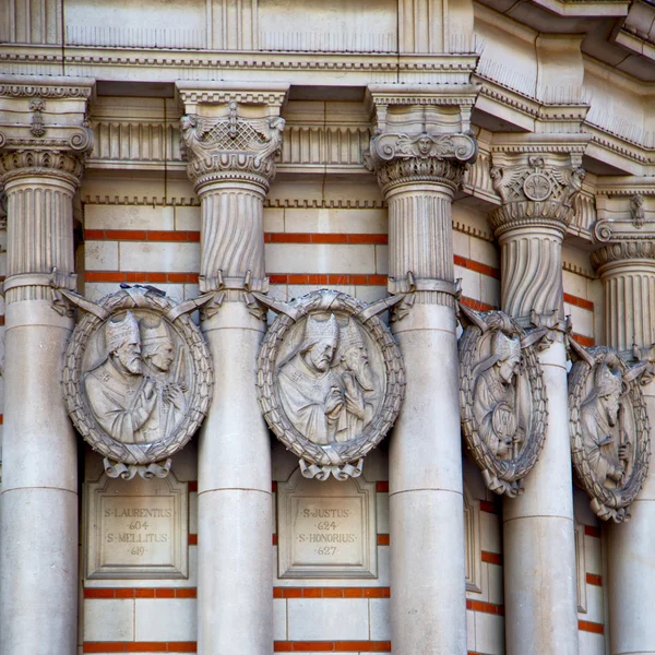 Arquitectura antigua en Inglaterra Londres pared de Europa y la historia — Foto de Stock