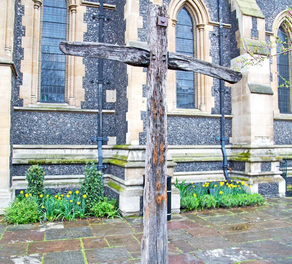 Двері південно-варварського собору в Лондоні старе будівництво і — стокове фото