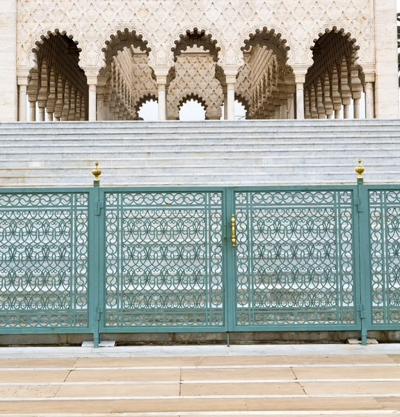 El chellah en morocco africa viejo romano paso puerta — Foto de Stock