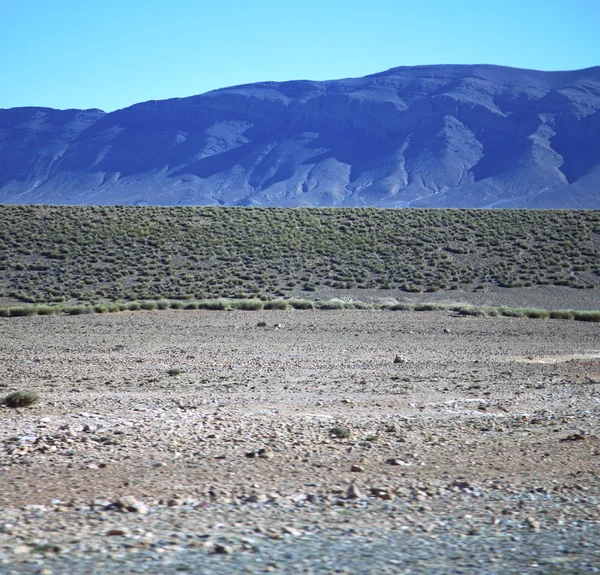 Tal Hügel in Afrika Marokko der Atlas trockenen Bergboden — Stockfoto