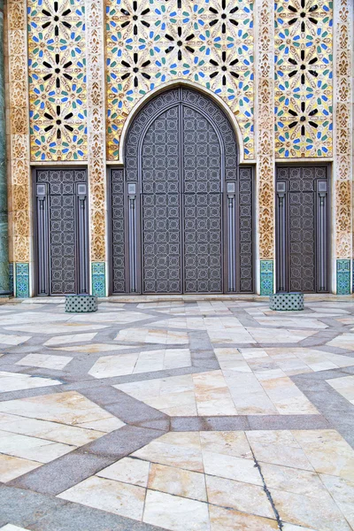 仿古建筑门摩洛哥风格的历史大理石 — 图库照片