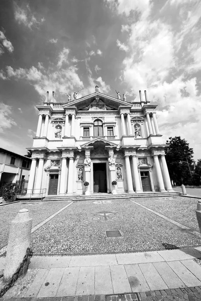 Construcción de arquitectura antigua en italia europa milan religion a —  Fotos de Stock