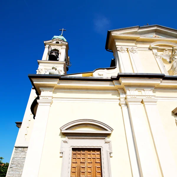 Alte architektur in italien europa milan religion und sonnenlicht — Stockfoto