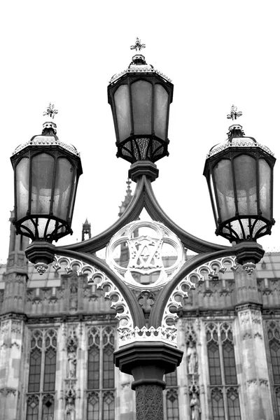 Europa no céu da lanterna de Londres e iluminação abstrata — Fotografia de Stock