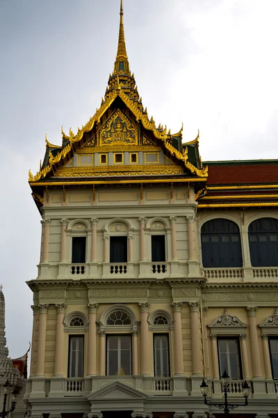 태국 아시아 방콕 비 궁전 하늘 및 c — 스톡 사진
