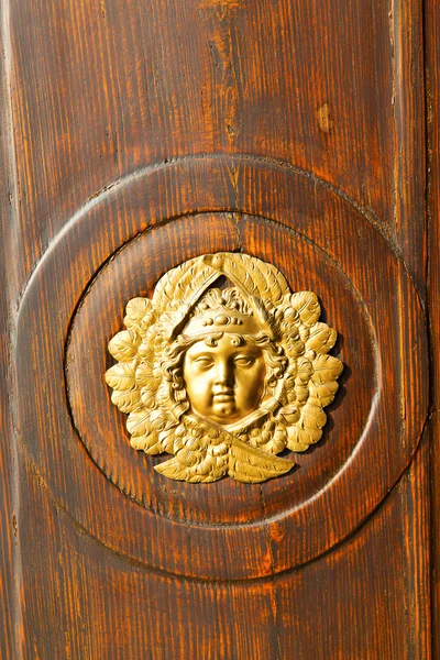 Gold face  house    in italy  lombardy   column         closed — Stock Photo, Image