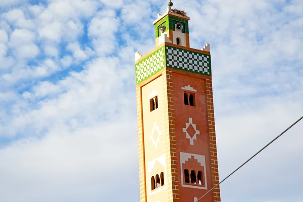 Moslem in Moschee das Geschichtssymbol Religion und Himmel — Stockfoto